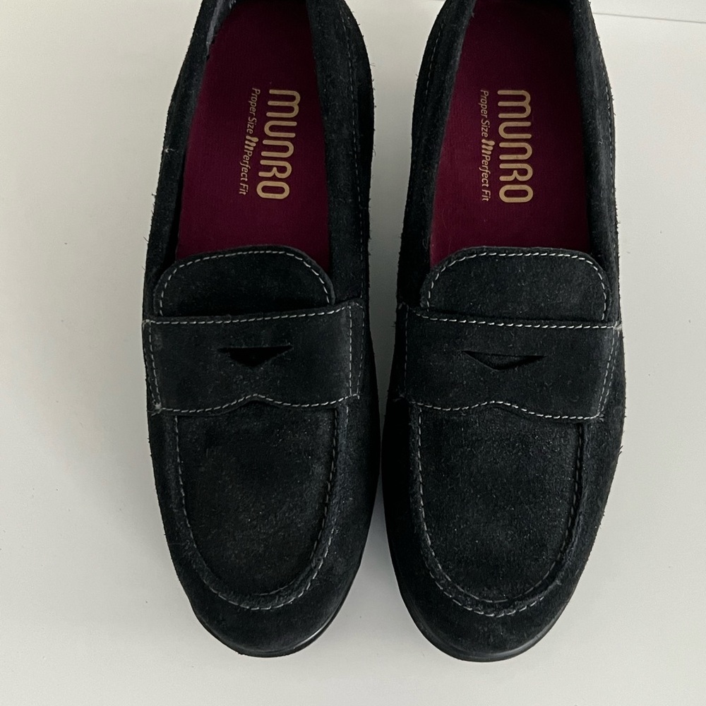 New (no tags) Munro Katie Suede Wedge Loafer - Women’s size 4.5